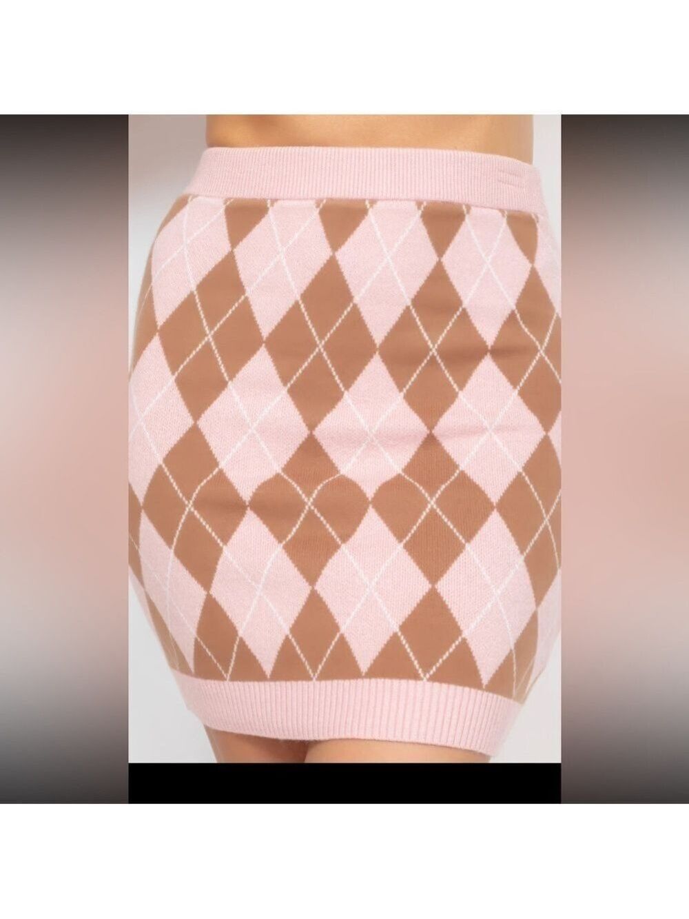 NWT🤍BOUTIQUE SKIRT